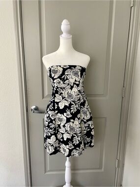 Old Navy Black and White Cotton Floral Strapless Mini Dress